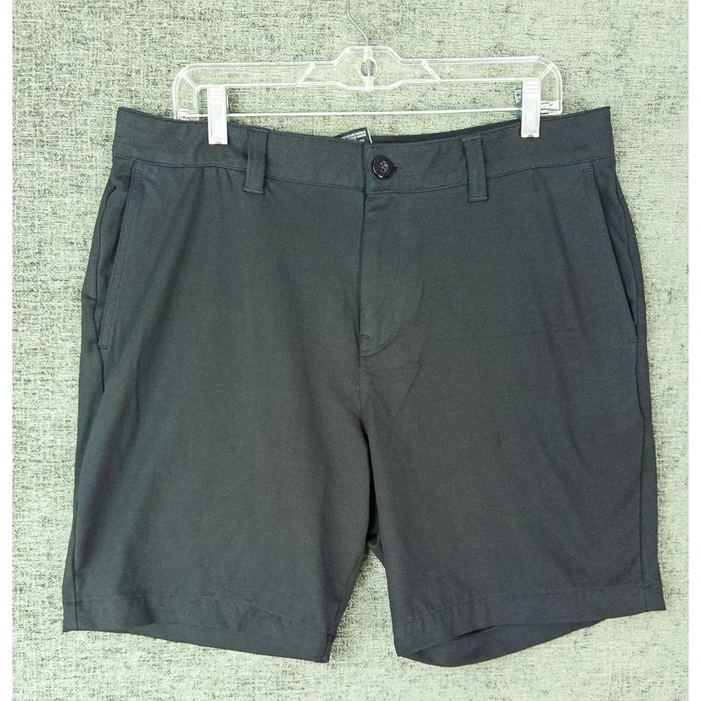Travis Mathew Mens 34 Black Flat Front Chino Hybrid‎ Golf Shorts Stretch